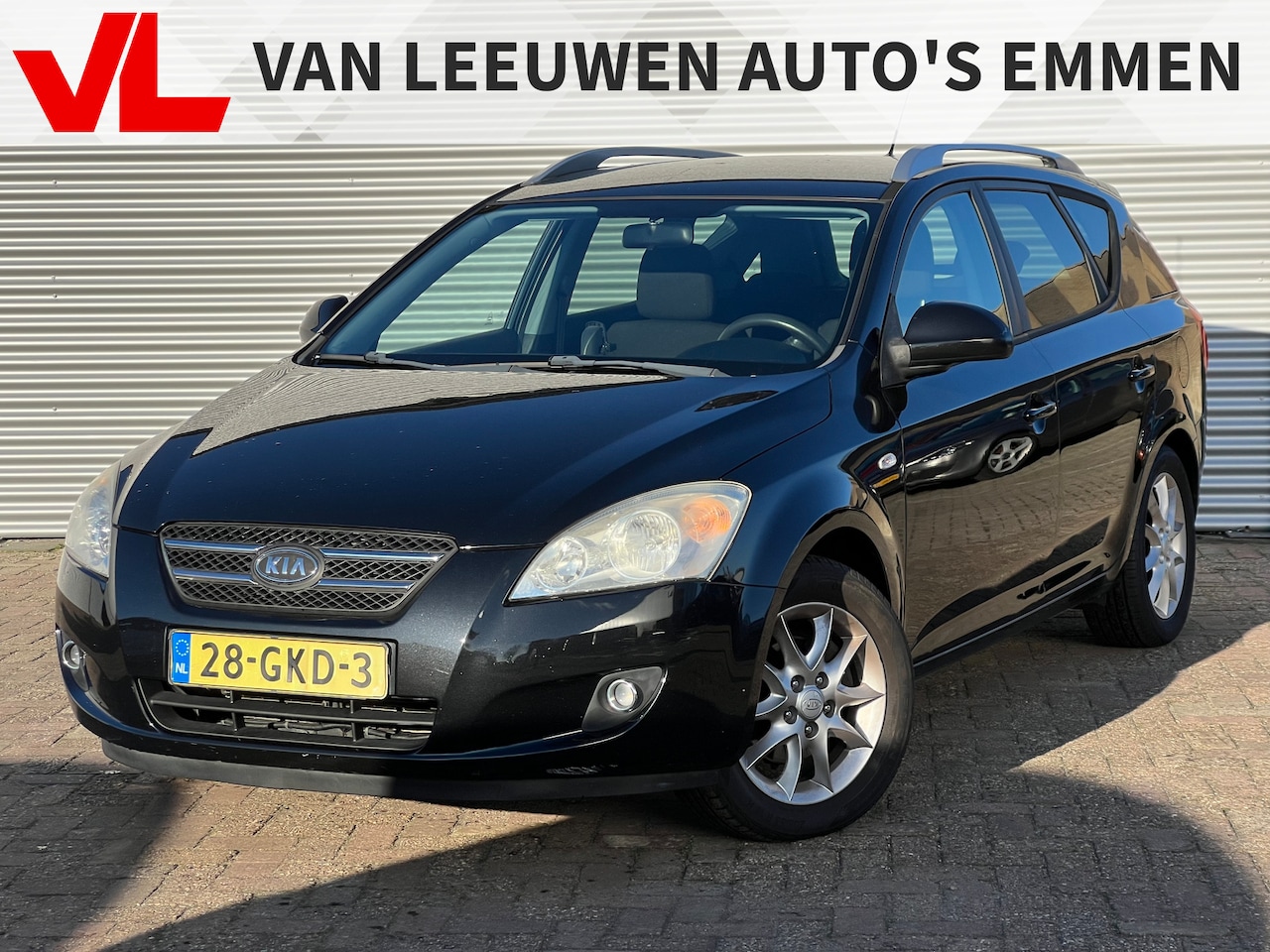 Kia Cee'd Sporty Wagon - 1.4 All Stars | Airco | Navigatiesysteem | Trekhaak - AutoWereld.nl