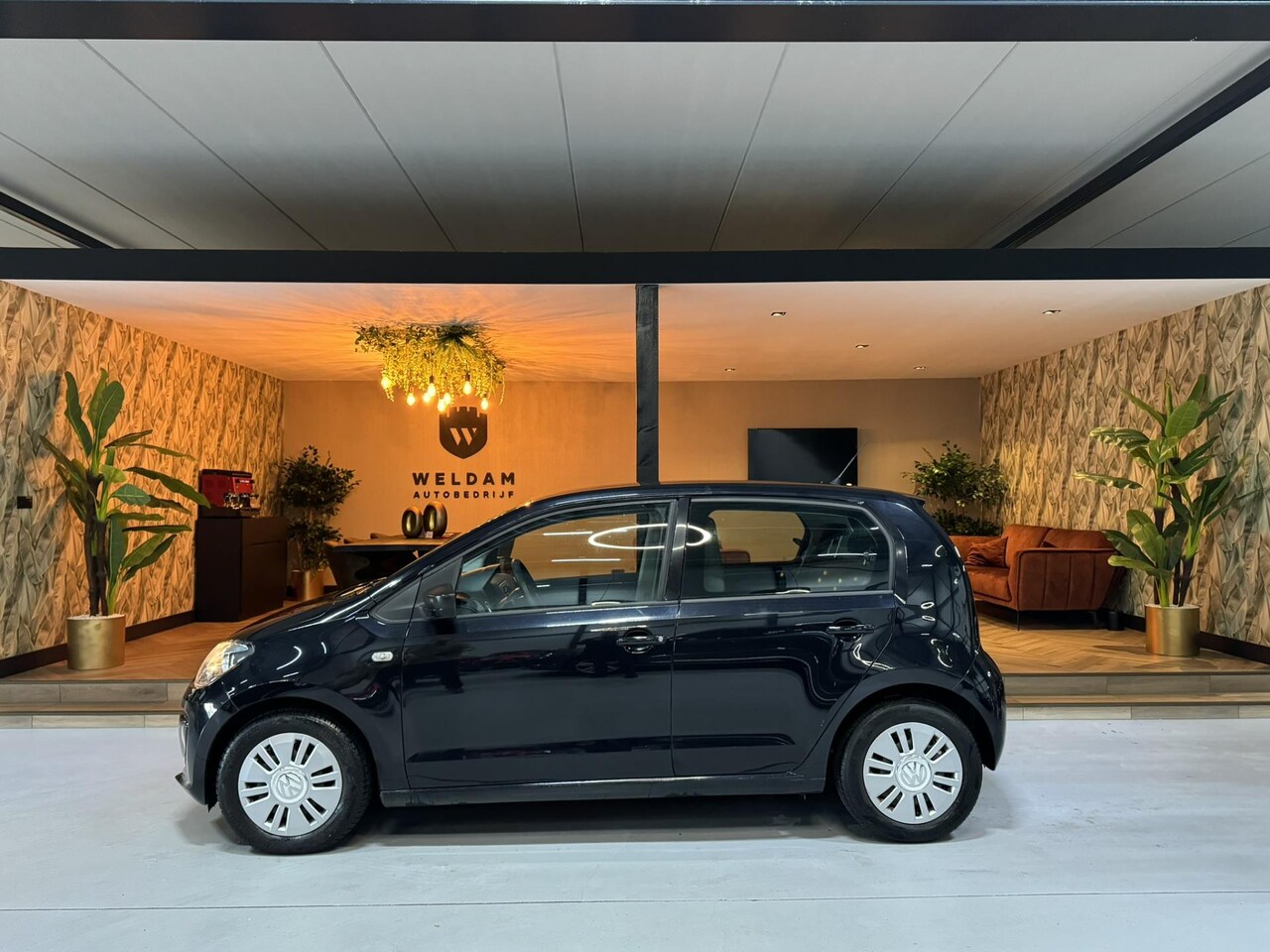 Volkswagen Up! - 1.0 take up! BlueMotion 5 Deurs Airco Radio Rijklaar - AutoWereld.nl