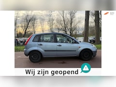 Ford Fiesta - 1.3-8V Style APK20265DEURSSCHUIFDAKKOOPJE