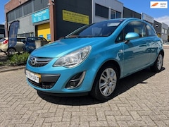 Opel Corsa - 1.4-16V Cosmo , Nederlandse auto volledige automaat van particulier vol optie's