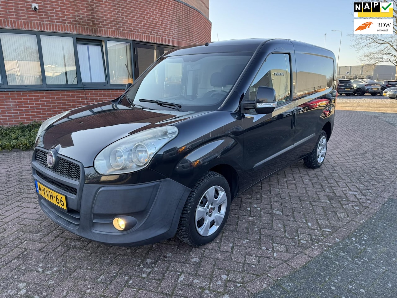 Fiat Doblò Cargo - 1.3 MultiJet SX 1.3 MultiJet SX, Airco, Trekhaak, - AutoWereld.nl