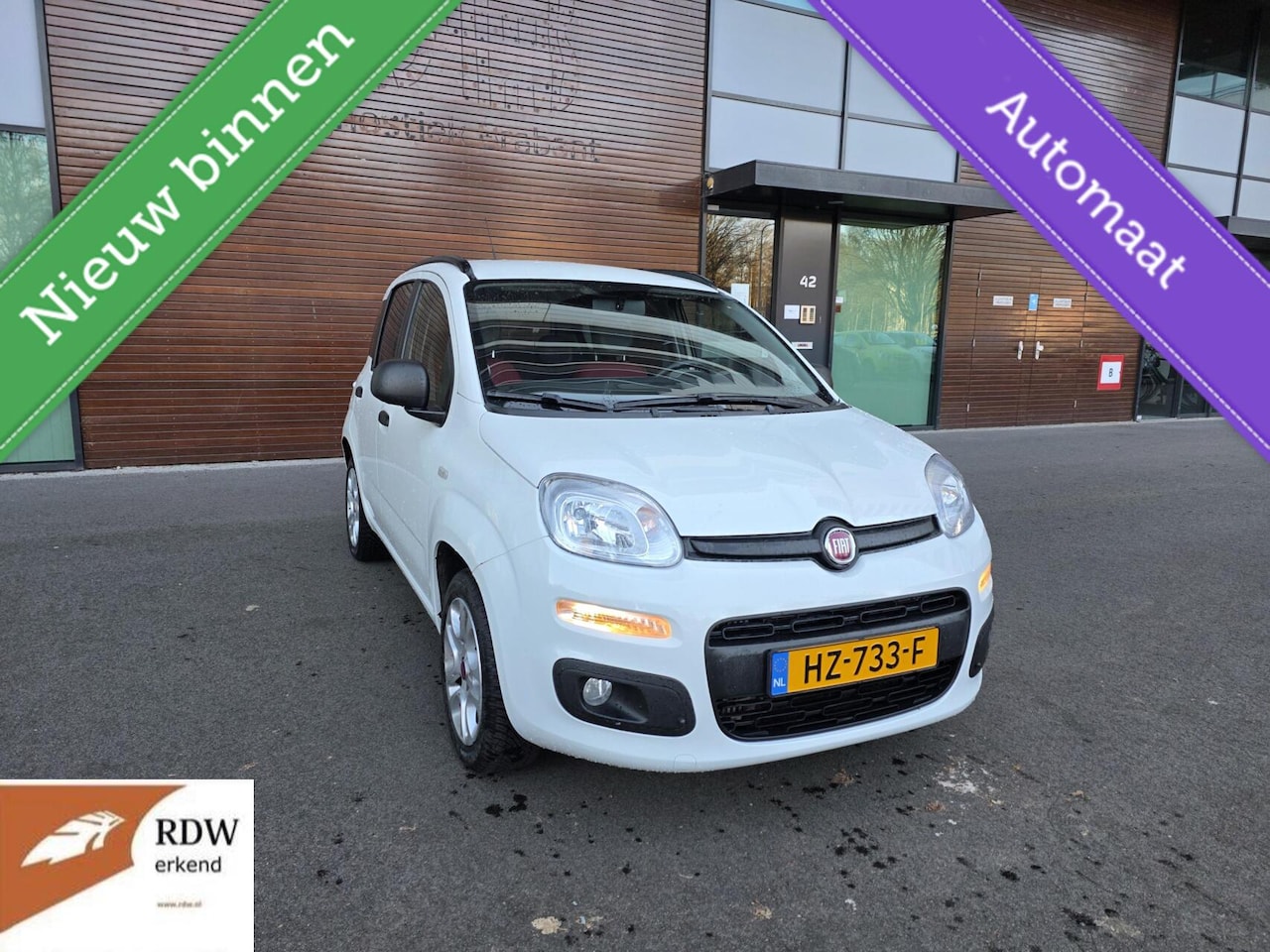 Fiat Panda - 0.9 TwinAir Lounge 2014 59dkm AUT Airco/Navi/APK - AutoWereld.nl