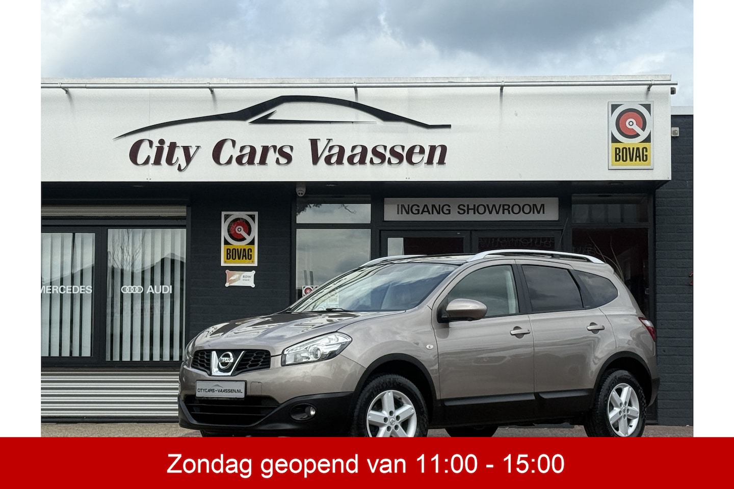 Nissan Qashqai+2 - 2.0 Tekna 7p 141 pk panoramadak navi rondomzicht-camera lmv 16 inch 1e eigenaar dealer ond - AutoWereld.nl