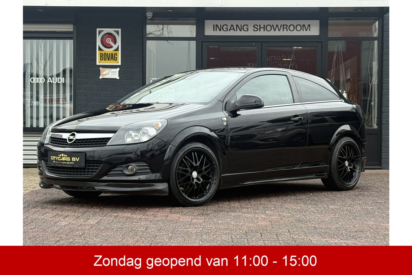 Opel Astra GTC - 1.8 Cosmo 141 pk apple carplay airco cruise ctr spoiler pakket ABC uitlaat systeem lmv 18 - AutoWereld.nl