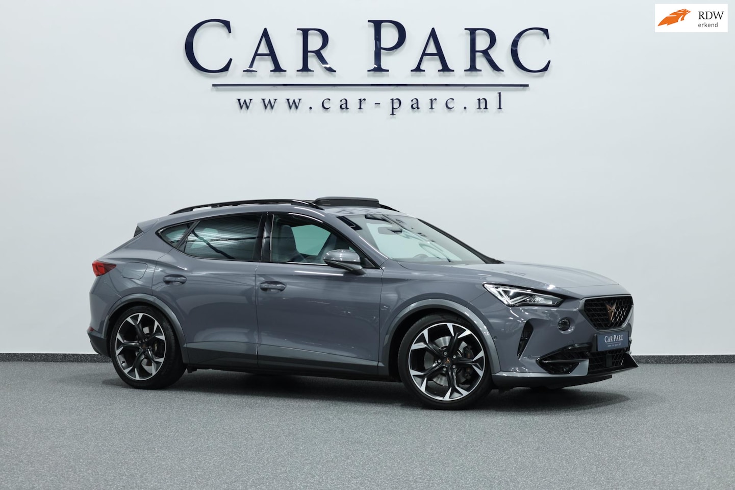 CUPRA Formentor - 2.0 TSI 4DRIVE 310+PK LED/VIRTUAL/SFEER/PANO/STUUR+S.VERWARMING+MEMORY/19"/KEYLESS/CAM/ACC - AutoWereld.nl