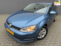 Volkswagen Golf - 1.0 TSI BlueMotion*CRUISE*LEER BEKELDING*PARK SENOREN* REGEN SENSOREN*NAP*NEW APK