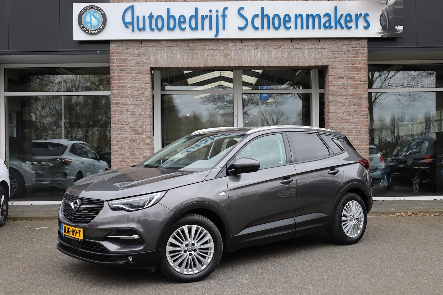 Opel Grandland X - 1.2 Turbo Innovation TREKHAAK-AFN STUUR+STOELVERWARMING DAB CARPLAY 18"LMV 2xPDC CRUISE CL - AutoWereld.nl