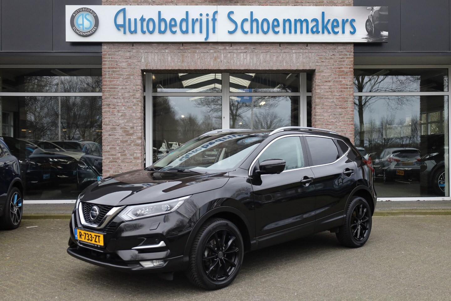 Nissan Qashqai - 1.3 DIG-T Tekna 360-CAMERA PANO LEER 18"LMV CARPLAY NAVI DAB CRUISE 2xPDC CLIMA ENZ. - AutoWereld.nl