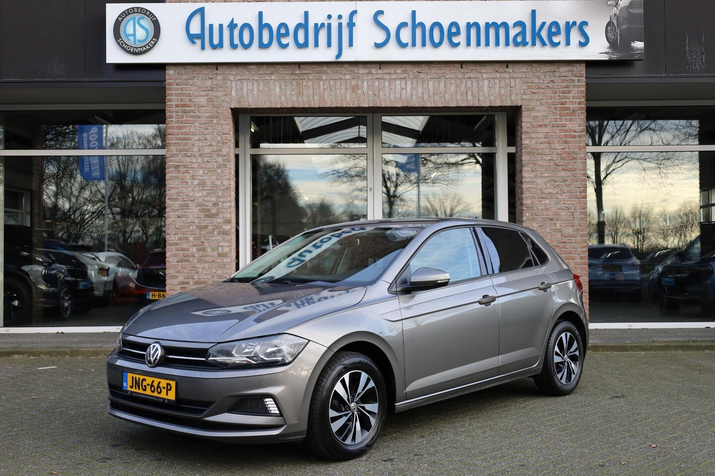 Volkswagen Polo - 1.0 MPI Comfortline Business CARPLAY AIRCO DAB CRUISE NAVI VOICE 2XPDC LMV - AutoWereld.nl