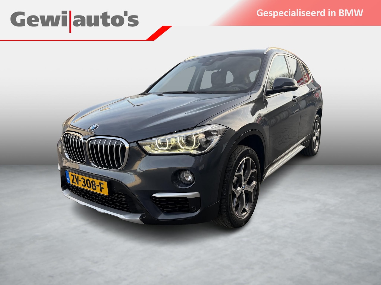 BMW X1 - sDrive20i High Executive HUD|LEDER|X-LINE BMW X1 sDrive20i High Executive - AutoWereld.nl