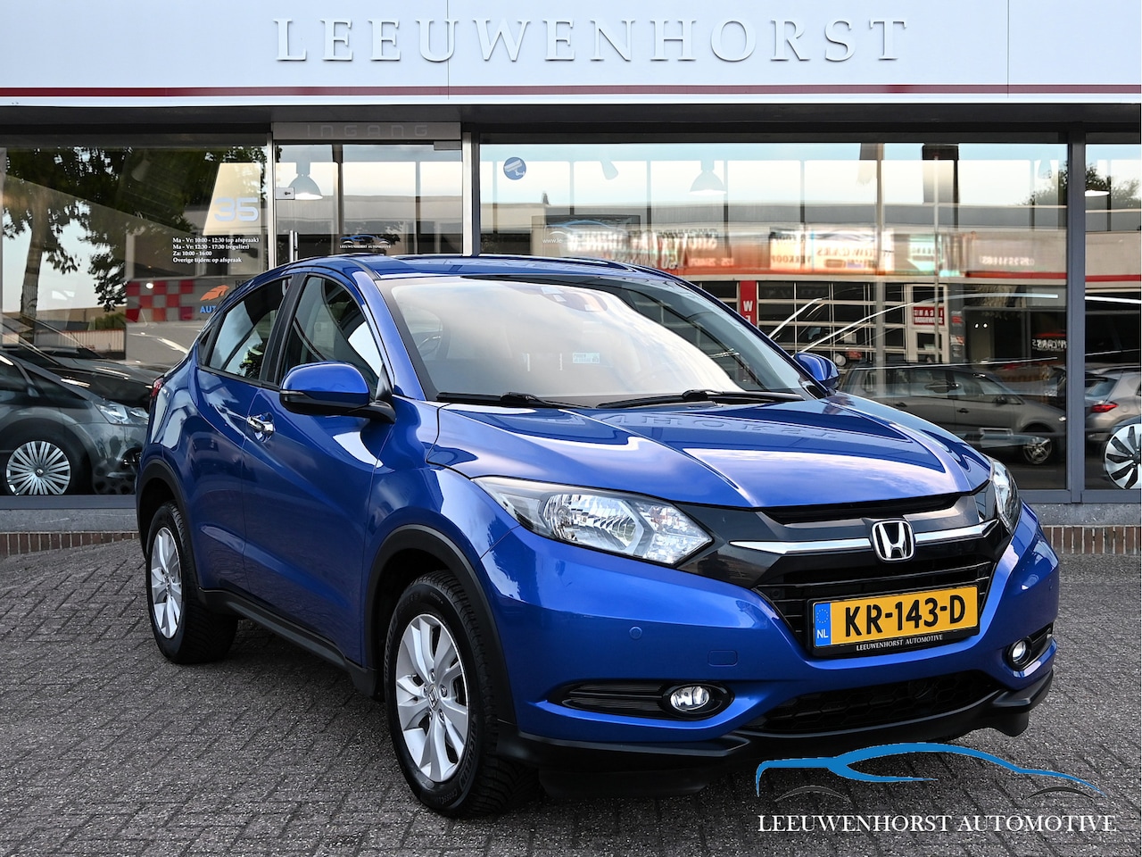 Honda HR-V - 1.5 i-VTEC Elegance AUTOMAAT, navi, clima, cruise, 2 x PDC, stoelverw. orig. NL.-dealeraut - AutoWereld.nl