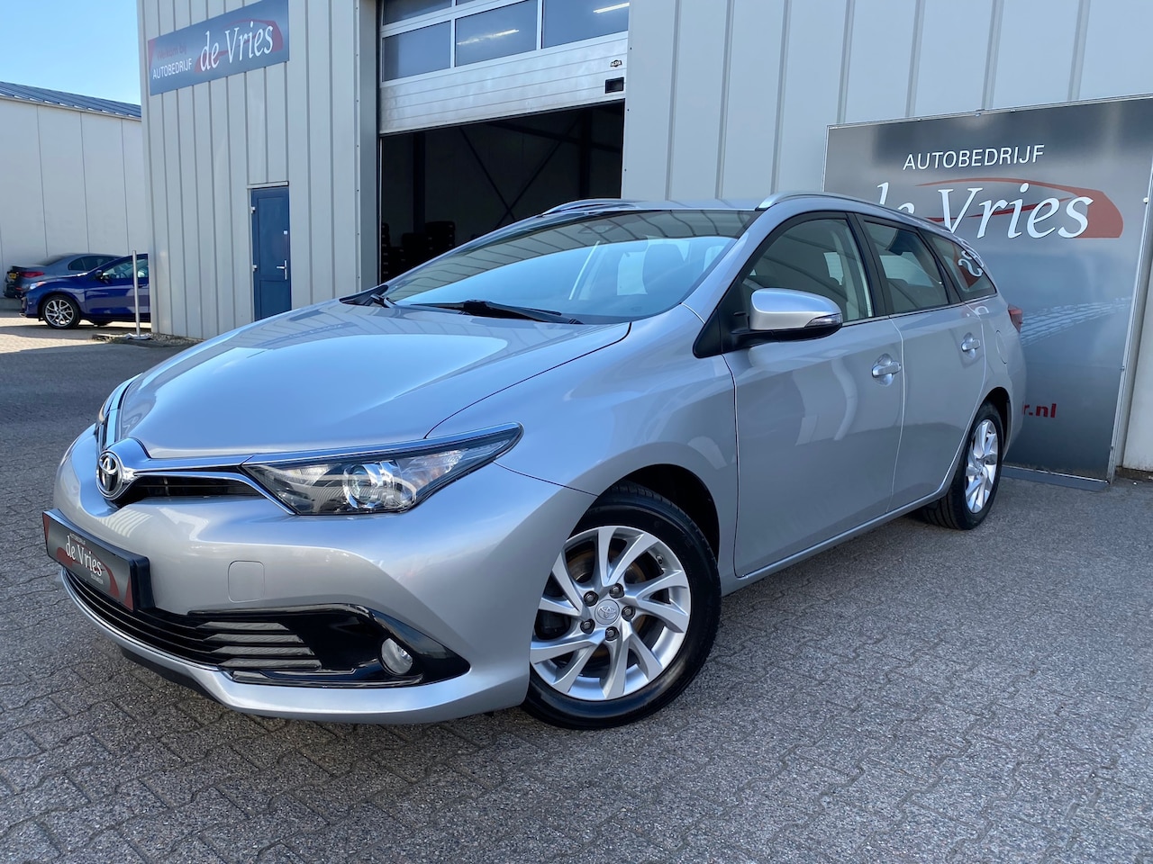Toyota Auris Touring Sports - 1.2T Aspiration Clima / Cruise / Camera / LMV - AutoWereld.nl