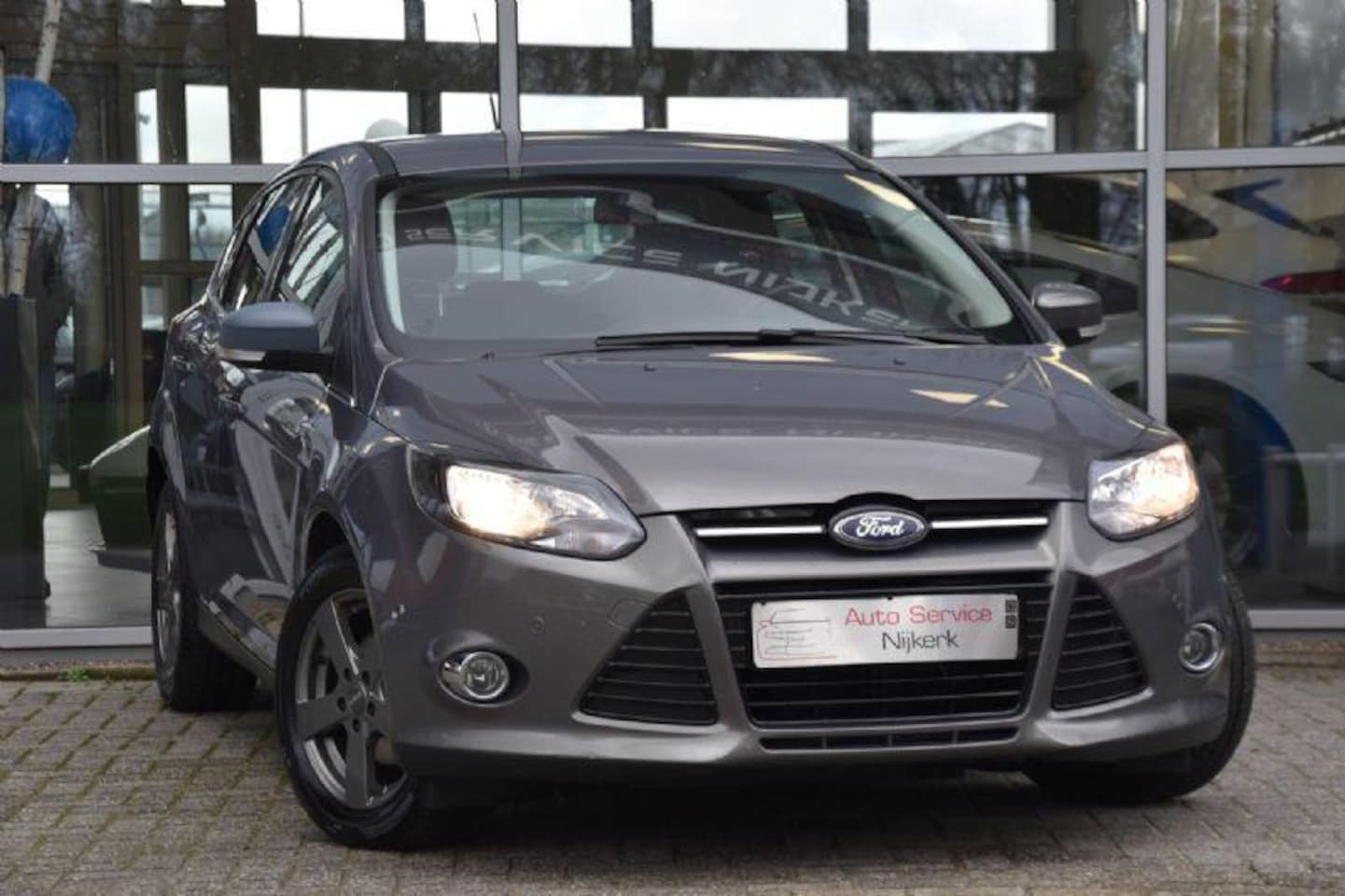 Ford Focus - 1.0 EcoBoost Titanium 92KW Airco Cd Pdc Lm-Velgen Duits - AutoWereld.nl
