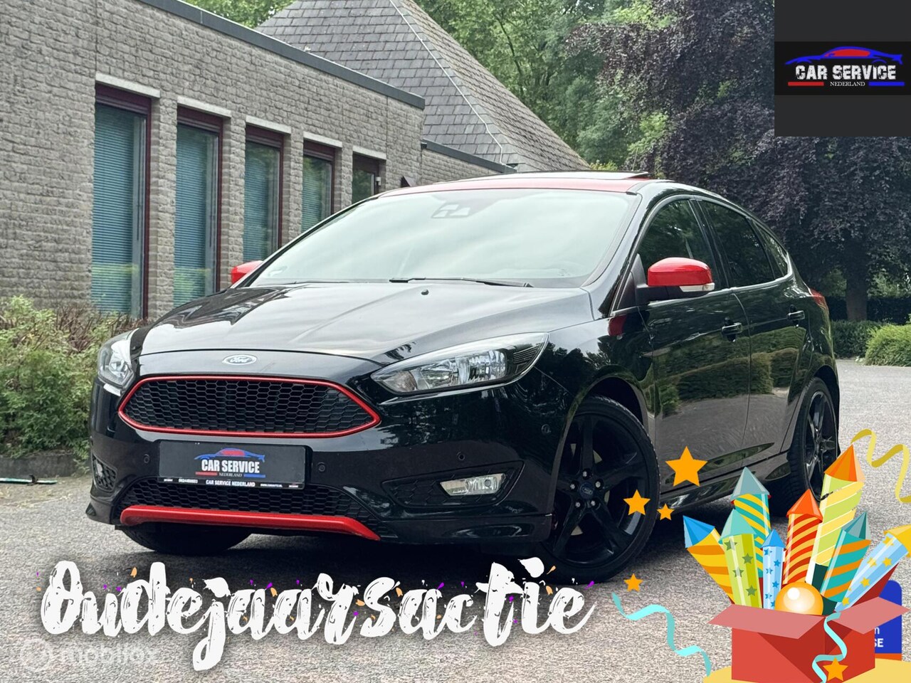 Ford Focus - 1.5 150PK Red Edition ST LINE/PDC/NAVI/DAKJE - AutoWereld.nl