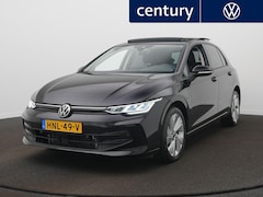 Volkswagen Golf - 1.5 eHybrid Life Edition / Panodak / Camera / Navi / Adap. Cruise
