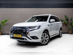 Mitsubishi Outlander - 2.4 PHEV Pure | Half Leer | Camera | Navi |