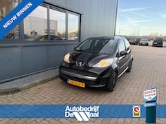 Peugeot 107 - 1.0 12v XS Premium 5-drs. AIRCO/MEDIA/SPORTVELGEN