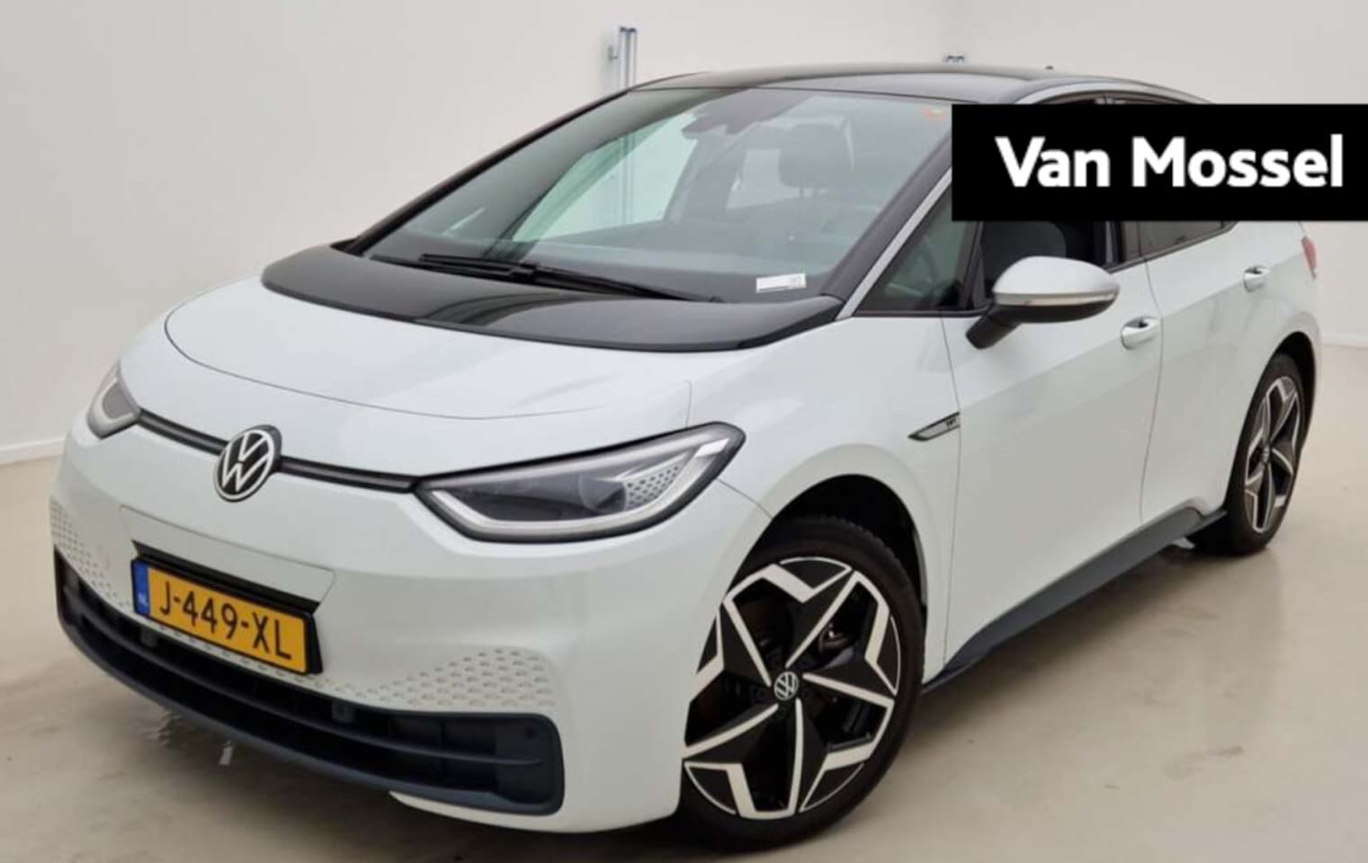 Volkswagen ID.3 - First Plus 58 kWh | SoH ... | IQ Light | Stoel en Stuurverwarming | Navigatie | Steunhaak - AutoWereld.nl