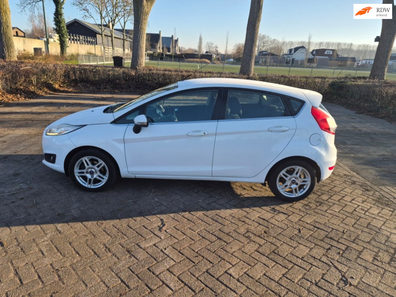 Ford Fiesta - 1.0 EcoBoost Titanium 1.0 EcoBoost Titanium - AutoWereld.nl