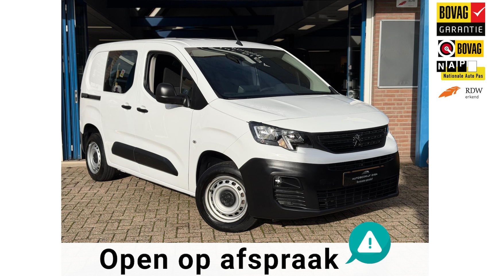 Peugeot Partner - 1.2 PureTech Premium 2022 WIT NAVI AIRCO BTW - AutoWereld.nl