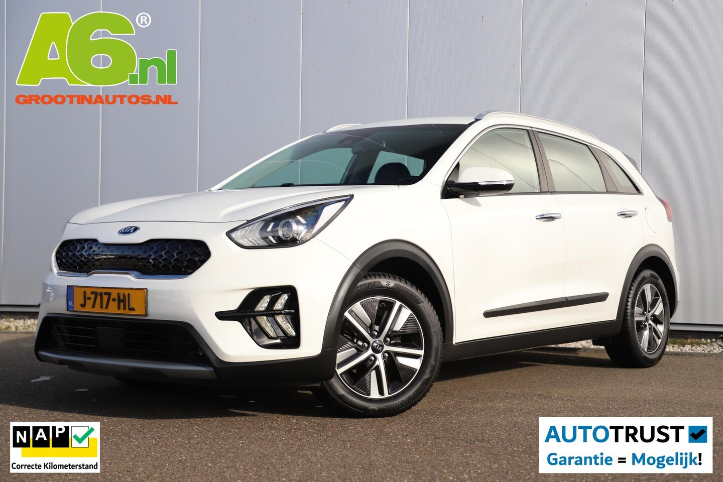 Kia Niro - 1.6 GDi Hybrid DynamicLine Half Leder Carplay Android Navigatie Achteruitrijcamera Climate - AutoWereld.nl