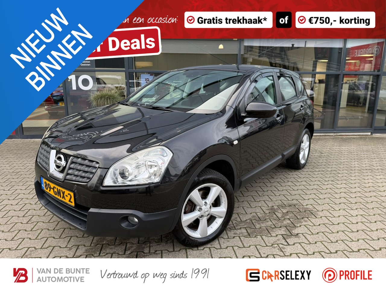 Nissan Qashqai - 2.0 Tekna Premium *Trekhaak & Navigatie* - AutoWereld.nl