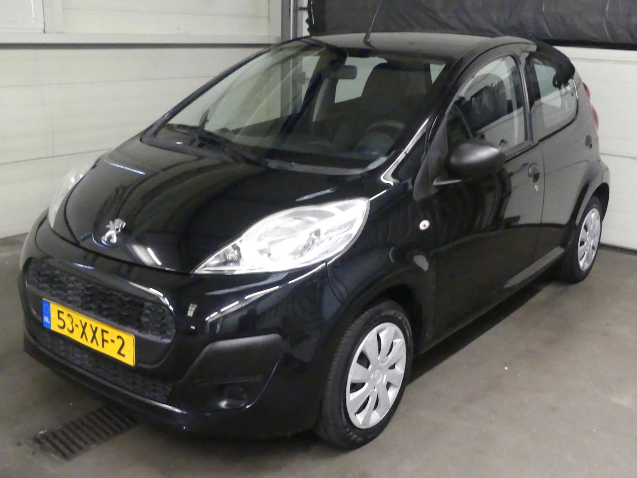 Peugeot 107 - 1.0 Access Accent - Airco - 5 deurs - Weinig KM NAP! - AutoWereld.nl