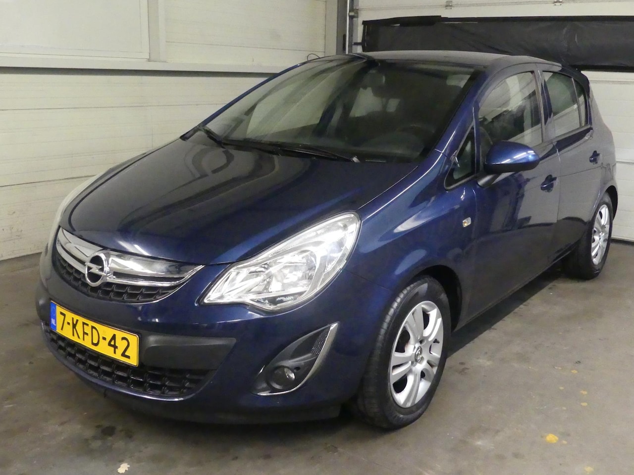 Opel Corsa - 1.2-16V Berlin - Airco - Keurig Onderhouden - AutoWereld.nl