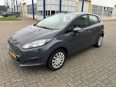 Ford Fiesta - 1.0 Style 80PK AIRCO NAVI BLUETH