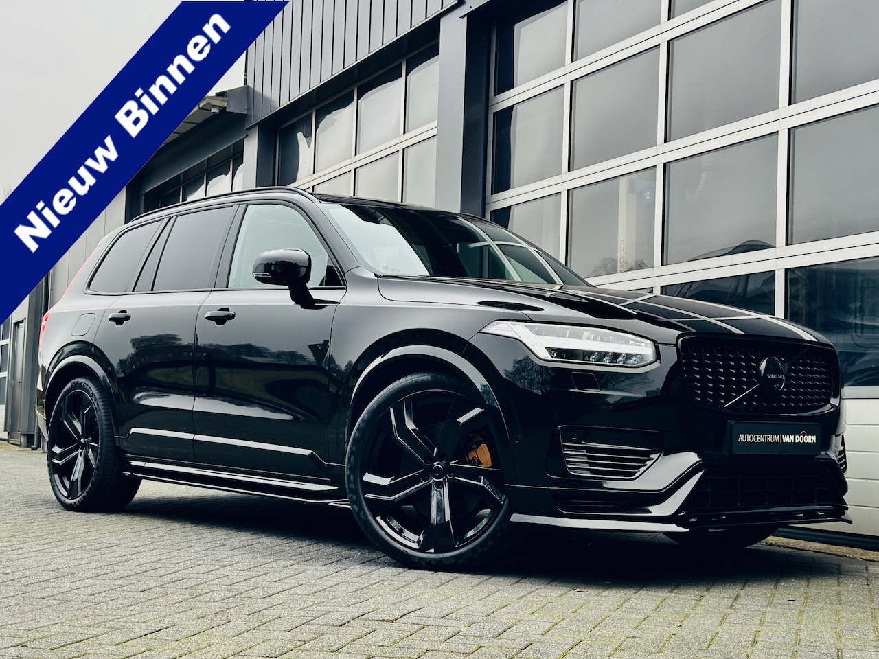Volvo XC90 - 2.0 T8 Recharge AWD | Dark Label | Pano | Luchtvering | Bower & Wilkens | Trekh | Massages - AutoWereld.nl