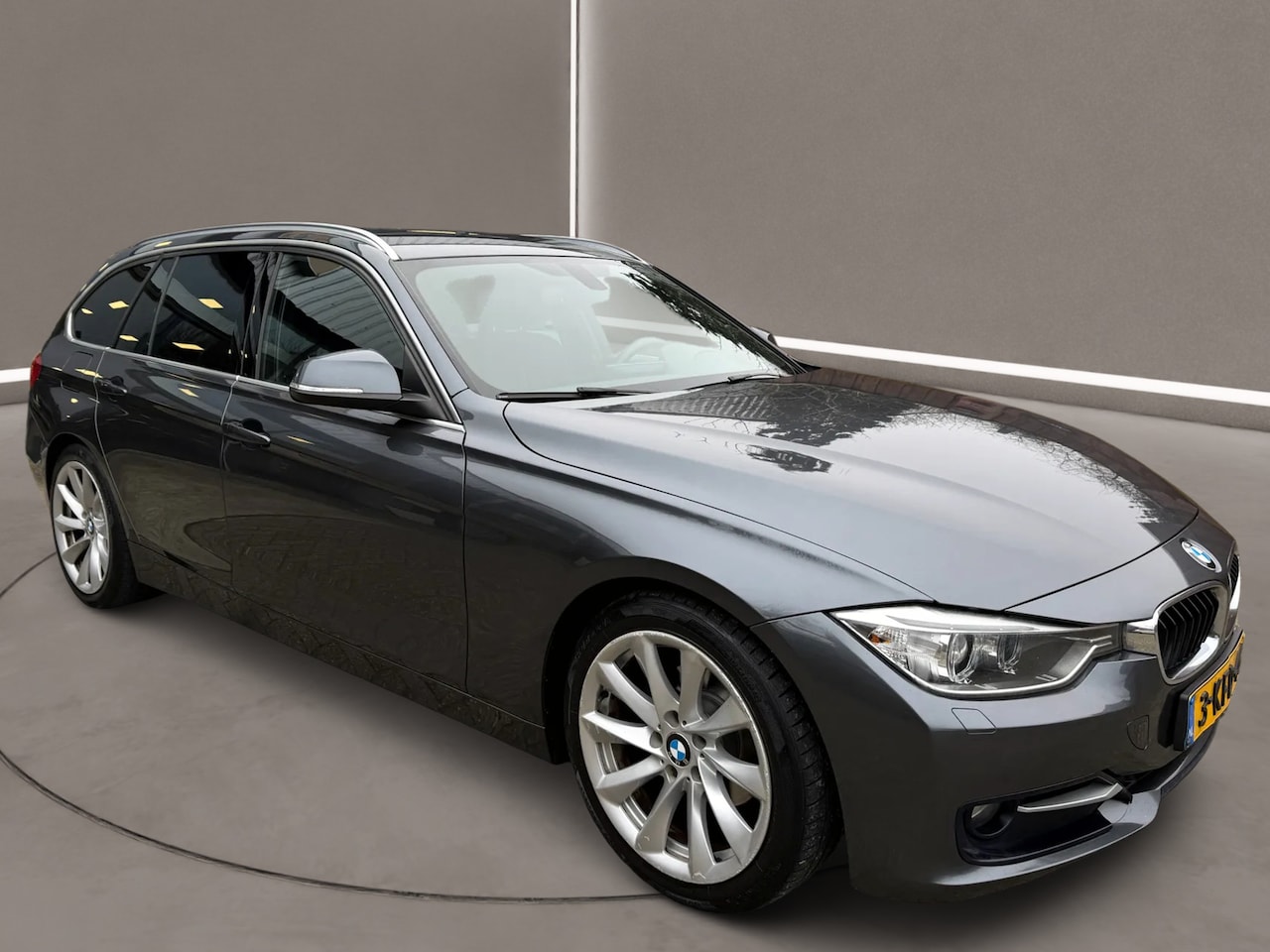BMW 3-serie Touring - 320d Executive Upgrade 163 Pk Airco Navi Xenon Nap - AutoWereld.nl