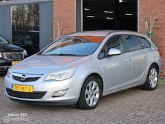Opel Astra Sports Tourer - 1.4 Cosmo navi clima cruise controle