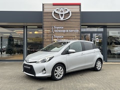 Toyota Yaris - 1.5 Full Hybrid Navigatie Camera Automaat All Season