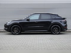 Porsche Cayenne Coupé - 3.0 E-Hybrid | Sportdesign Pakket | Achterasbesturing | Soft-Close |Sportuitlaten | 22" GT