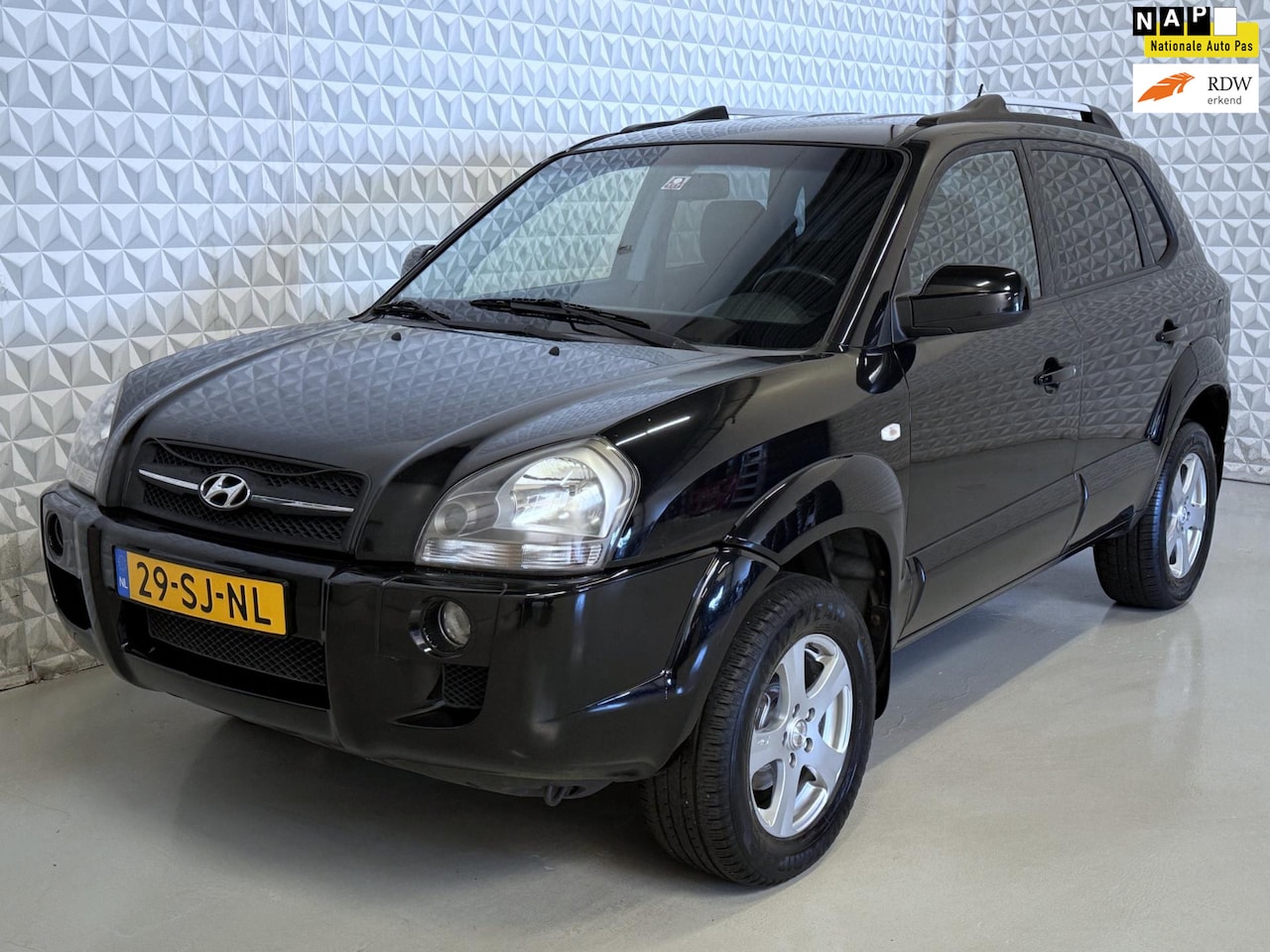 Hyundai Tucson - 2.0i Style Airco CLIMA Cruise TREKHAAK (2006) - AutoWereld.nl