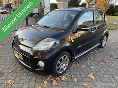 Daihatsu Sirion 2 - 1.3-16V Comfort. AIRCO - APK NOV 2026