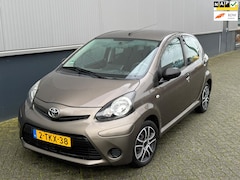 Toyota Aygo - 1.0 VVT-i Now Airco Carplay Android Facelift lage kilometer