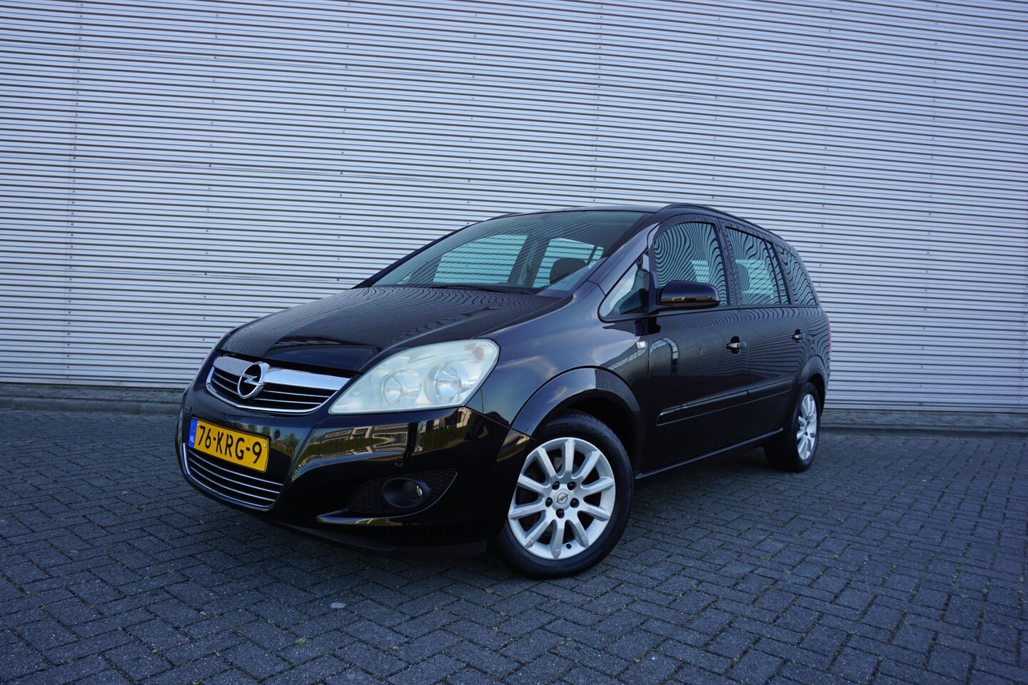 Opel Zafira - 1.6 Temptation 7-Persoons Airco / Navi / Cruise / Elektr. ramen / Parkeers. / NAP - AutoWereld.nl