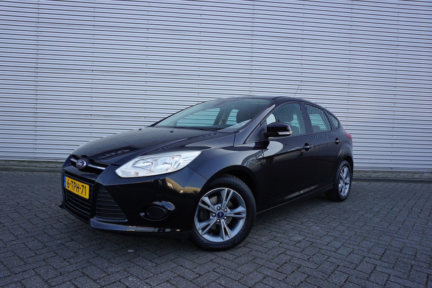 Ford Focus - 1.0 EcoBoost Edition Airco / Cruise / Elektr. ramen / Lm velgen / NAP - AutoWereld.nl