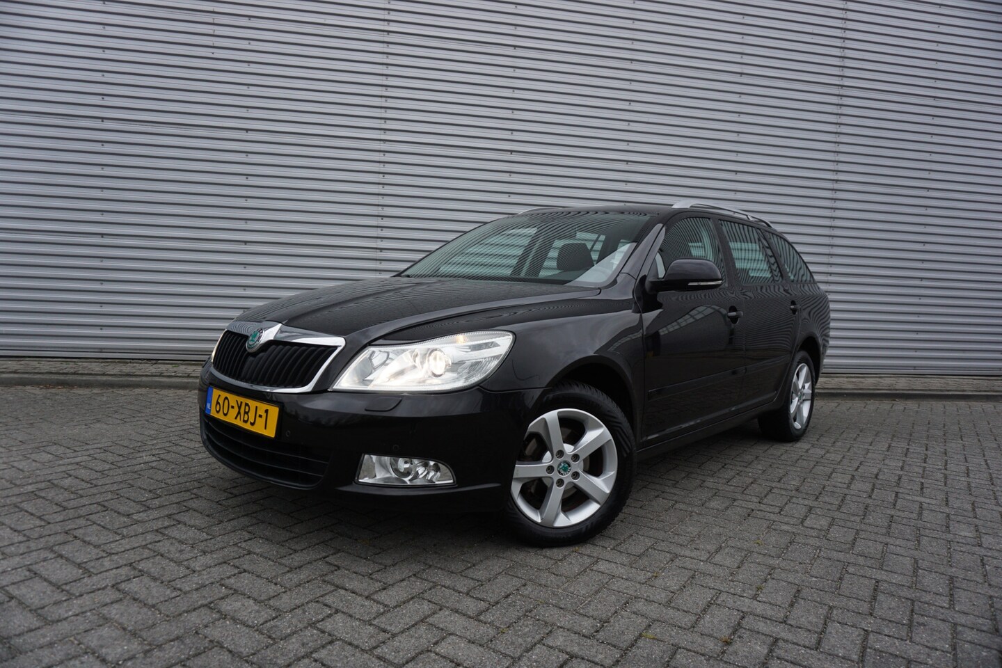 Skoda Octavia Combi - 1.4 TSI Greentech Elegance Business Line Airco / Navi / Cruise / Elektr. ramen / Parkeers. - AutoWereld.nl