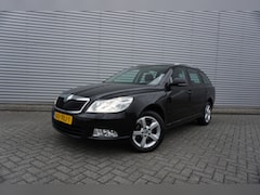 Skoda Octavia Combi - 1.4 TSI Greentech Elegance Business Line Airco / Navi / Cruise / Elektr. ramen / Parkeers.