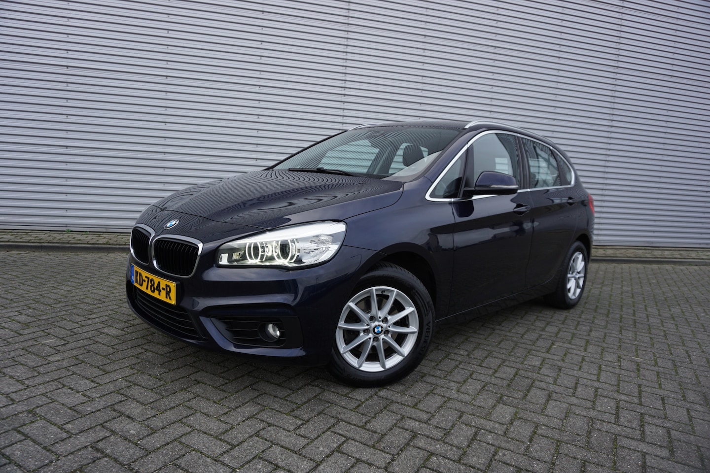 BMW 2-serie Active Tourer - 218i Centennial Executive Climate / Navi / Cruise / Parkeersens. /  Led / Lm velgen / NAP - AutoWereld.nl
