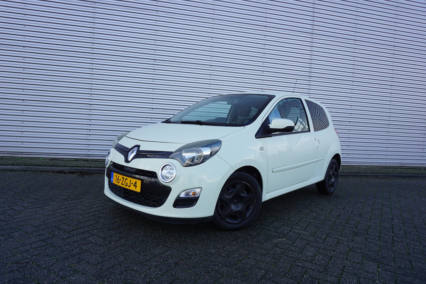 Renault Twingo - 1.2 16V Collection Airco / Cruise / Elektr. ramen / NAP - AutoWereld.nl
