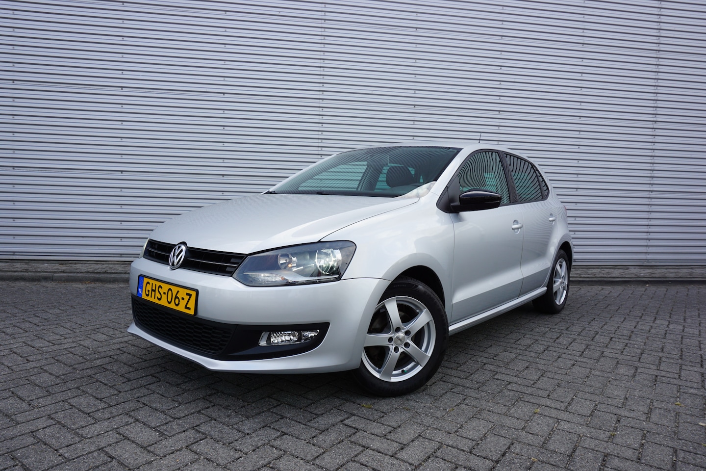 Volkswagen Polo - 1.2 TSI Comfortline Airco / Cruise / Navi / Elektr. ramen / Lm velgen - AutoWereld.nl