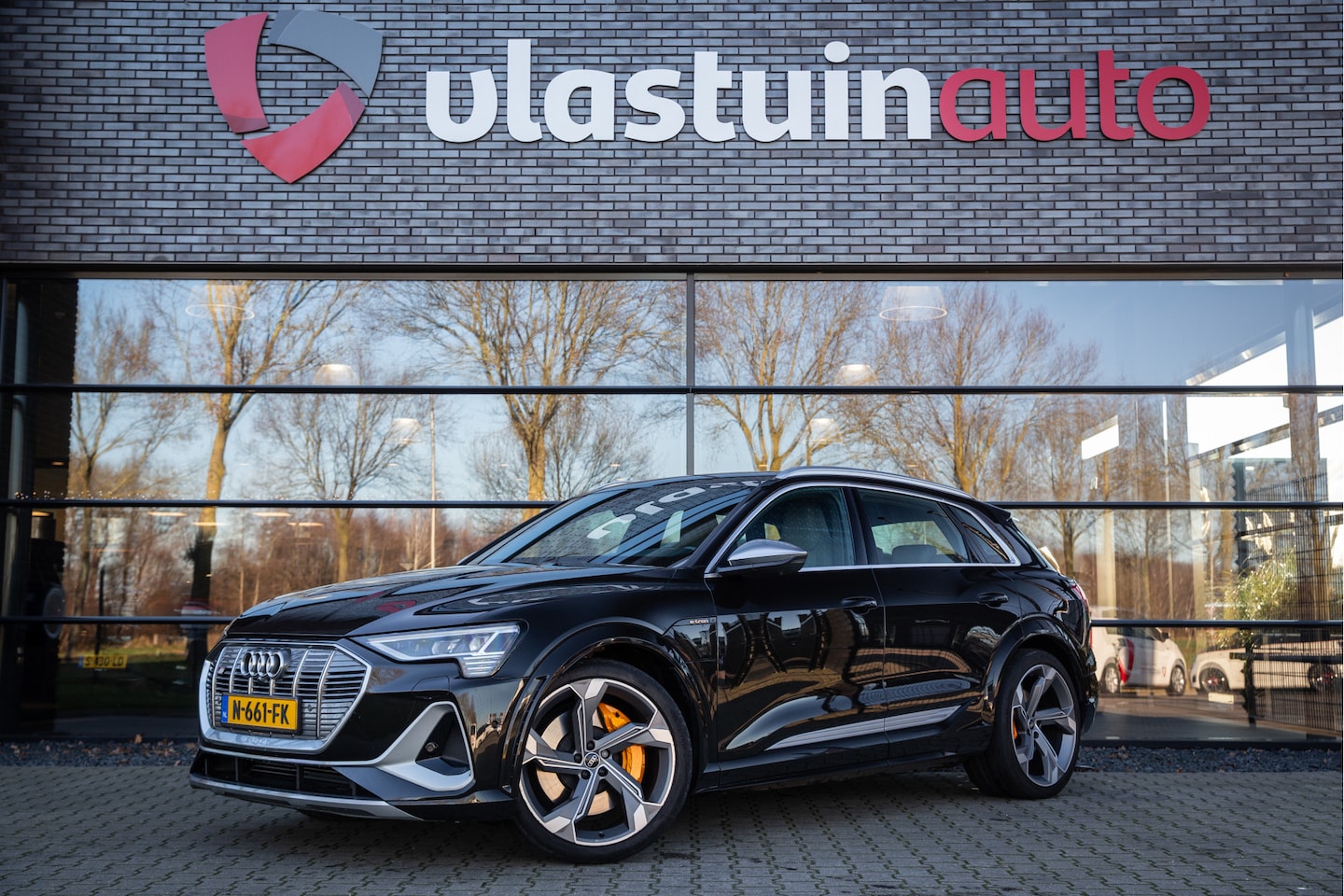Audi e-tron - S quattro 95 kWh , Trekhaak, Panoramadak, Adaptive cruise, 360-graden camera, - AutoWereld.nl