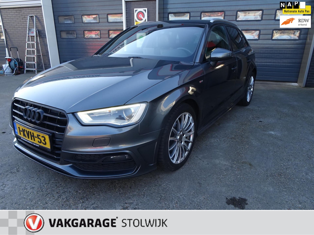 Audi A3 Sportback - 1.4 TFSI Ambition Pro Line S 1.4 TFSI Ambition Pro Line S, Sportive auto, NW Distributie ketting, Meeneem prijs!!! - AutoWereld.nl