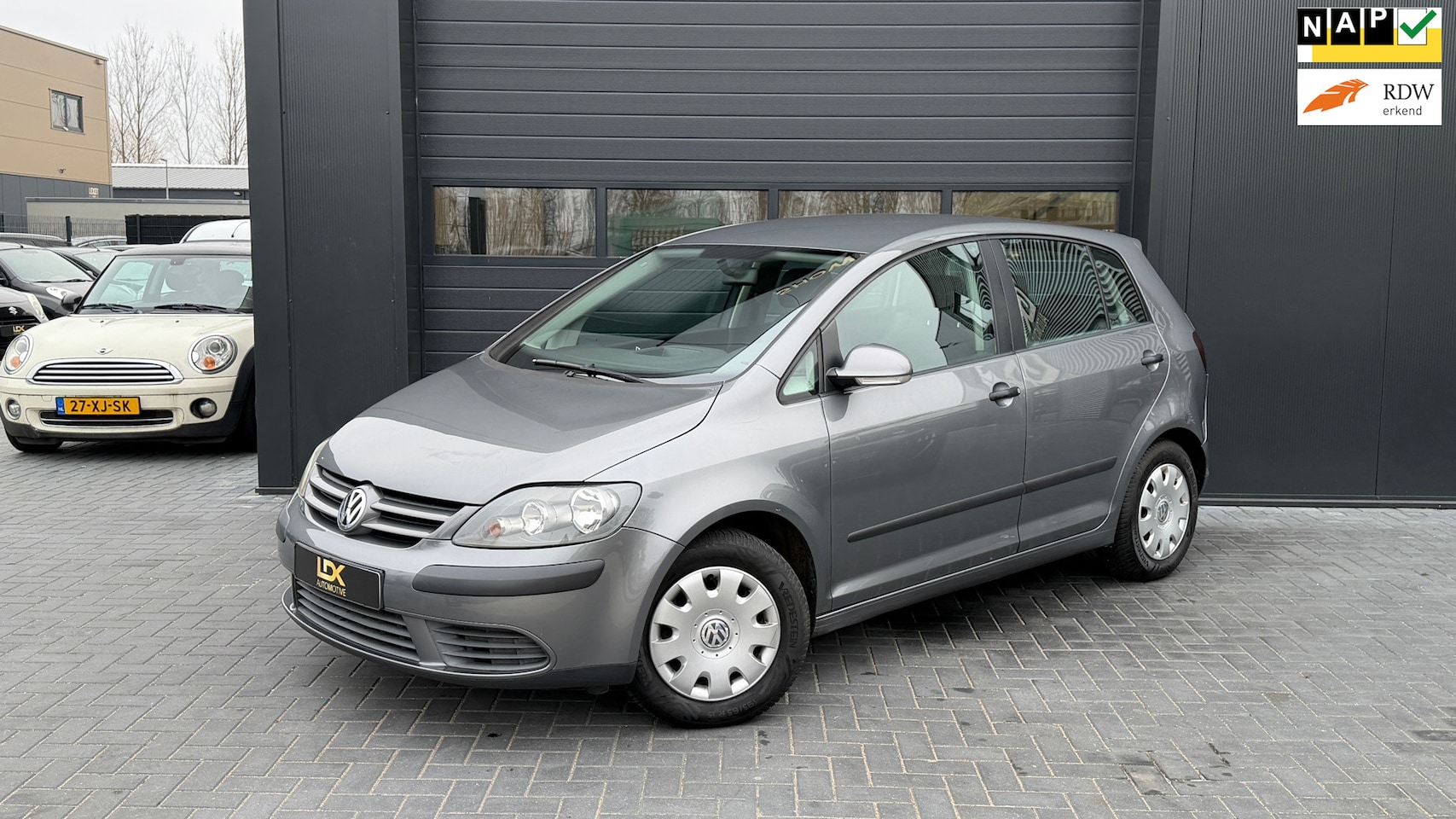 Volkswagen Golf Plus - 1.6 FSI Comfortline Business 1.6 FSI Comfortline Business - AutoWereld.nl