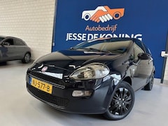 Fiat Punto Evo - 1.2 Pop /bj.2013 / kleur: blauw / airco / scherm / navigatie/ NAP met 152343 km.en APK tot