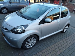 Toyota Aygo - 1.0-12V Access