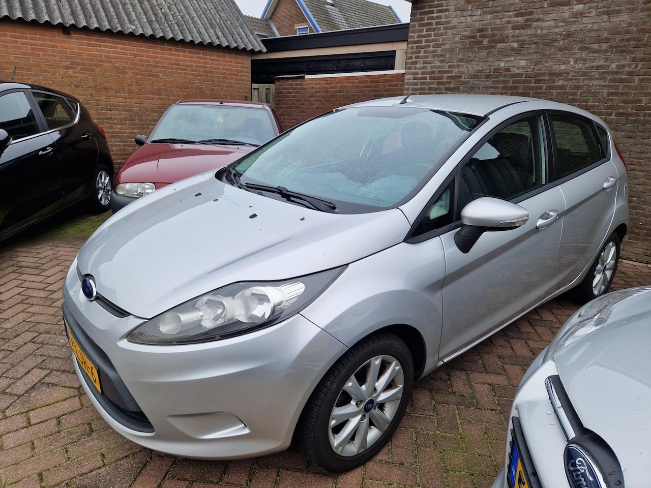 Ford Fiesta - 1.25 44KW/60PK 5DR Limited Airco - AutoWereld.nl